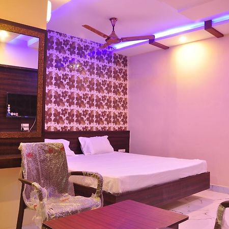 Hotel Golden Inn Balangir Exteriör bild