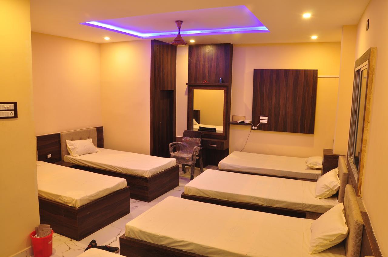 Hotel Golden Inn Balangir Exteriör bild